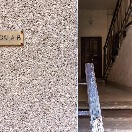 Susi's House, Via Pinaroli - By Host4u 米兰