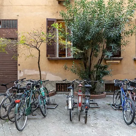 Susi's House, Via Pinaroli - By Host4u Apartment Milan